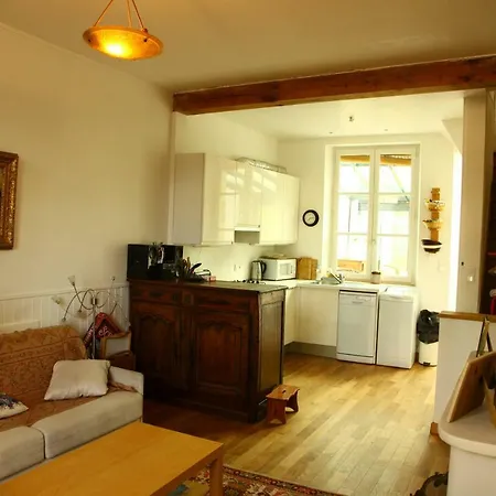 La Petite Maison * Longpont